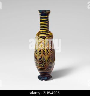 Kunst inspiriert von Glas Amphoriskos (Parfümflasche), hellenistisch, 2. bis Mitte des 1.. Jahrhunderts v. Chr., griechisch, östliches Mittelmeer, Glas; kernförmig, Gruppe III, H.: 5 1/4 x 1 5/8 Zoll (13,4 x 4,1 cm), Glas, lichtdurchlässig blau, mit gleichfarbigem Polsterfuß; Griffe in lichtdurchlässigem grünlichem Gelb, Classic Works modernisiert von Artotop mit einem Schuss Modernität. Formen, Farbe und Wert, auffällige visuelle Wirkung auf Kunst. Emotionen durch Freiheit von Kunstwerken auf zeitgemäße Weise. Eine zeitlose Botschaft, die eine wild kreative neue Richtung verfolgt. Künstler, die sich dem digitalen Medium zuwenden und die Artotop NFT erschaffen Stockfoto