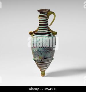 Kunst inspiriert von Glas-Amphoriskos (Parfümflasche), hellenistisch, 2.–1. Jahrhundert v. Chr., Griechisch, Östliches Mittelmeer, Glas; kernförmig, Gruppe III, H.: 6 1/8 Zoll (15,6 cm), Glas, lichtdurchlässig-gelbgrün; Grundknopf und Griffe in lichtdurchlässigem Hellgrün; Trails in lichtdurchlässigem Grau, Classic Works modernisiert von Artotop mit einem Schuss Modernität. Formen, Farbe und Wert, auffällige visuelle Wirkung auf Kunst. Emotionen durch Freiheit von Kunstwerken auf zeitgemäße Weise. Eine zeitlose Botschaft, die eine wild kreative neue Richtung verfolgt. Künstler, die sich dem digitalen Medium zuwenden und die Artotop NFT erschaffen Stockfoto