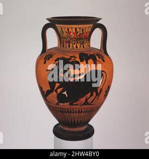 Kunst inspiriert von Terracotta Hals-Amphora (Glas) mit Herakles und einem Stier, archaisch, ca. 520–510 v. Chr., Griechisch, Dachboden, Terrakotta; schwarze Figur, H. 15 5/8 Zoll (39,8 cm)., Vasen, beide Seiten illustrieren die gleiche Szene. Herakles, der den kretischen Stier auf ein Knie gezwungen hat, spannt ein Seil, Classic Works modernisiert von Artotop mit einem Schuss Moderne. Formen, Farbe und Wert, auffällige visuelle Wirkung auf Kunst. Emotionen durch Freiheit von Kunstwerken auf zeitgemäße Weise. Eine zeitlose Botschaft, die eine wild kreative neue Richtung verfolgt. Künstler, die sich dem digitalen Medium zuwenden und die Artotop NFT erschaffen Stockfoto