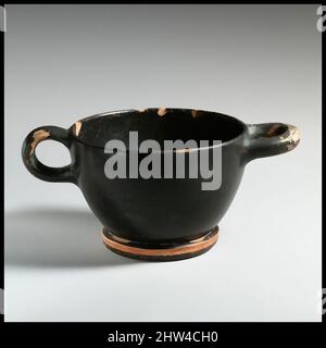 Kunst inspiriert von Terracotta skyphos (tiefer Trinkbecher), Klassik, ca. 460–450 v. Chr., Griechisch, Dachboden, Terrakotta; schwarze Glasur, Insgesamt: 3 7/16 x 7 7/8in. (8,8 x 20cm); Durchmesser 5 1/8in. (13cm), Vases, Skyphoi mit unterschiedlichen Griffen sind seltener als solche mit zwei horizontalen Griffen, doch Classic Works modernisiert von Artotop mit einem Schuss Moderne. Formen, Farbe und Wert, auffällige visuelle Wirkung auf Kunst. Emotionen durch Freiheit von Kunstwerken auf zeitgemäße Weise. Eine zeitlose Botschaft, die eine wild kreative neue Richtung verfolgt. Künstler, die sich dem digitalen Medium zuwenden und die Artotop NFT erschaffen Stockfoto