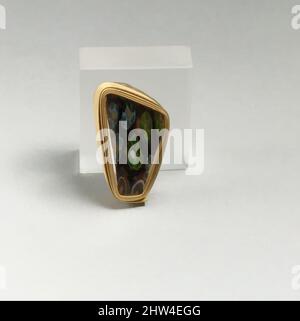 Kunst inspiriert von Glasmosaik-Inlay-Fragment, frühes Imperium, spätes 1.. Jahrhundert v. Chr.–frühes 1.. Jahrhundert n. Chr., römisch, Glas; gegossen, andere: 13/16 x 1 5/16 Zoll (2,1 x 3,4 cm), Glas, dünnes Inlay-Fragment., Durchscheinend tiefviolett gestreift mit farblosem, graublauem, türkisblauem Auftauchen, Classic Works modernisiert von Artotop mit einem Schuss Modernität. Formen, Farbe und Wert, auffällige visuelle Wirkung auf Kunst. Emotionen durch Freiheit von Kunstwerken auf zeitgemäße Weise. Eine zeitlose Botschaft, die eine wild kreative neue Richtung verfolgt. Künstler, die sich dem digitalen Medium zuwenden und die Artotop NFT erschaffen Stockfoto