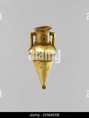 Kunst inspiriert von Gold Amphoriskos (Ölflasche) mit eingelegten Granaten, hellenistisch, 3. Jahrhundert v. Chr., griechisch, Gold und Granat, H. 2 5/16 Zoll (5,9 cm); Durchmesser 1 Zoll (2,5 cm), Gold und Silber, Kreis aus verdrehtem Draht, über dem Rand des Everted-Rades verlötet; zylindrischer Hals; schräg, von Artotop modernisierte Classic Works mit einem Schuss Modernität. Formen, Farbe und Wert, auffällige visuelle Wirkung auf Kunst. Emotionen durch Freiheit von Kunstwerken auf zeitgemäße Weise. Eine zeitlose Botschaft, die eine wild kreative neue Richtung verfolgt. Künstler, die sich dem digitalen Medium zuwenden und die Artotop NFT erschaffen Stockfoto