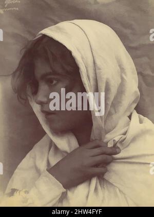 Kunst inspiriert von Young Girl ? Mit Tuchumhang über Kopf, Sizilien, Italien, 1906, Albumen-Silberdruck von Glasnegativ, 21,8 x 16,5 cm. (8 9/16 x 6 1/2 Zoll), Fotografien, Wilhelm von Gloeden (Italienisch, geboren 1886–1931, Klassische Werke, modernisiert von Artotop mit einem Schuss Moderne. Formen, Farbe und Wert, auffällige visuelle Wirkung auf Kunst. Emotionen durch Freiheit von Kunstwerken auf zeitgemäße Weise. Eine zeitlose Botschaft, die eine wild kreative neue Richtung verfolgt. Künstler, die sich dem digitalen Medium zuwenden und die Artotop NFT erschaffen Stockfoto