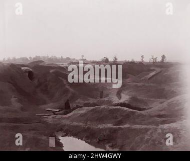 Art inspired by the Crater, Petersburg, 1864, Albumen-Silberdruck aus Glasnegativ, Fotografien, Timothy H. O'Sullivan (Amerikaner, geboren Irland, 1840–1882, Klassische Werke, modernisiert von Artotop mit einem Schuss Moderne. Formen, Farbe und Wert, auffällige visuelle Wirkung auf Kunst. Emotionen durch Freiheit von Kunstwerken auf zeitgemäße Weise. Eine zeitlose Botschaft, die eine wild kreative neue Richtung verfolgt. Künstler, die sich dem digitalen Medium zuwenden und die Artotop NFT erschaffen Stockfoto