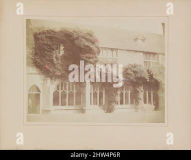 Kunst inspiriert von Cloisters of Lacock Abbey, 1842, gesalzener Papierdruck aus Papiernegativ, Fotografien, William Henry Fox Talbot (British, Dorset 1800–1877 Lacock, Klassische Werke, die von Artotop mit einem Schuss Moderne modernisiert wurden. Formen, Farbe und Wert, auffällige visuelle Wirkung auf Kunst. Emotionen durch Freiheit von Kunstwerken auf zeitgemäße Weise. Eine zeitlose Botschaft, die eine wild kreative neue Richtung verfolgt. Künstler, die sich dem digitalen Medium zuwenden und die Artotop NFT erschaffen Stockfoto