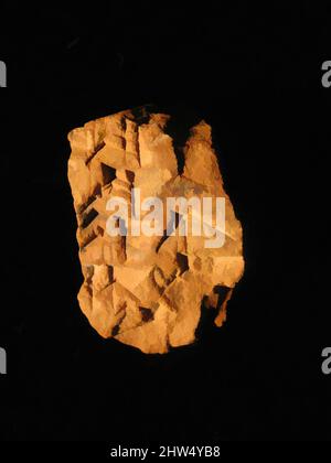 Kunst inspiriert von der Tafel von Cuneiform: Unidentifiziertes Fragment, ca. Ende 1. Jahrtausend v. Chr., Mesopotamien, Ton, 1 x 5/8 x 3/8 Zoll (2,4 x 1,6 x 1,1 cm), Clay-Tablets-Inschrift, Classic Works modernisiert von Artotop mit einem Schuss Moderne. Formen, Farbe und Wert, auffällige visuelle Wirkung auf Kunst. Emotionen durch Freiheit von Kunstwerken auf zeitgemäße Weise. Eine zeitlose Botschaft, die eine wild kreative neue Richtung verfolgt. Künstler, die sich dem digitalen Medium zuwenden und die Artotop NFT erschaffen Stockfoto