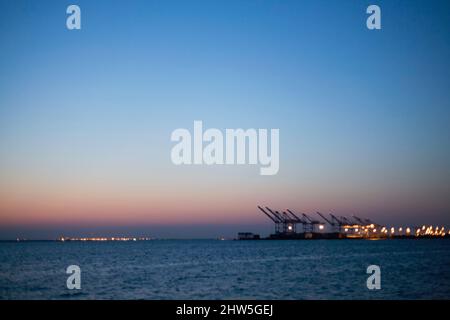 Blick auf die internationalen Terminals von Norfolk. Stockfoto