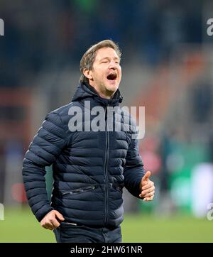 Jubel zum Finale Jochen SAIER (FR, Management Sport) Fußball DFB Cup Viertelfinale, VfL Bochum (BO) - SC Freiburg (FR) 1: 2 aet, am 2.. März 2022 in Bochum/Deutschland. Â Stockfoto