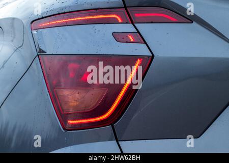 Das Aussehen eines neuen Autos. LED-Heckscheinwerfer mit 3D-Effekt Stockfoto