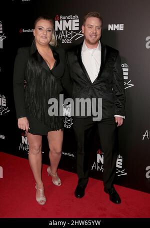 Mär 02, 2022 - London, England, UK - Daisy May Cooper nimmt an den NME Awards 2022, O2 Academy Brixton Teil Stockfoto