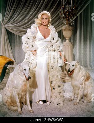 CARROLL BAKER in HARLOW (1965), Regie Gordon DOUGLAS. Kredit: PARAMOUNT BILDER / Album Stockfoto