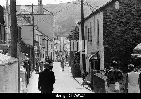 Allgemeine Szenen in Polperro, Cornwall. 13.. Juli 1967. Stockfoto