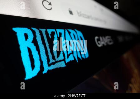 Melbourne, Australien - 4. Februar 2022: Nahaufnahme des Blizzard Entertainment-Logos auf seiner Website, aufgenommen mit Makroobjektiv Stockfoto
