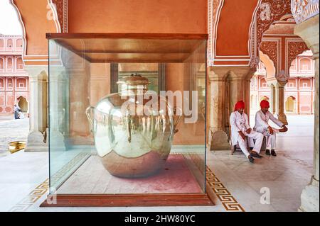 Indien Rajasthan Jaipur. Stadtpalast Stockfoto