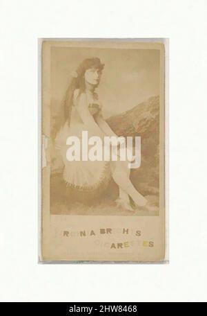 Kunst inspiriert von Card 326, aus der Actors and Actresses Serie (N45, Type 5) für Virginia Brights Cigarettes, ca. 1888, Albuminfoto, Blatt: 2 3/4 x 1 3/8 Zoll (7 x 3,5 cm), Handelskarten aus der Serie 'Schauspieler und Schauspielerinnen' (N45, Typ 5), herausgegeben ca. 1888 von Allen & Ginter to, Classic Works modernisiert von Artotop mit einem Schuss Modernität. Formen, Farbe und Wert, auffällige visuelle Wirkung auf Kunst. Emotionen durch Freiheit von Kunstwerken auf zeitgemäße Weise. Eine zeitlose Botschaft, die eine wild kreative neue Richtung verfolgt. Künstler, die sich dem digitalen Medium zuwenden und die Artotop NFT erschaffen Stockfoto