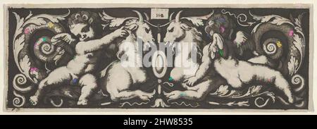 Kunst inspiriert von horizontaler Tafel mit zwei Genien, die auf zwei Chimeras reiten, 1544, Gravur; vierter Zustand der vier (Pauli), Blatt: 1 3/8 x 14 Zoll (3,5 x 35,6 cm), Drucke, Sebald Beham (deutsch, Nürnberg 1500–1550 Frankfurt), Ornament mit zwei Genien, die auf chimerischen Tieren mit Ziegenböcken reiten, Klassische Werke, die von Artotop mit einem Schuss Moderne modernisiert wurden. Formen, Farbe und Wert, auffällige visuelle Wirkung auf Kunst. Emotionen durch Freiheit von Kunstwerken auf zeitgemäße Weise. Eine zeitlose Botschaft, die eine wild kreative neue Richtung verfolgt. Künstler, die sich dem digitalen Medium zuwenden und die Artotop NFT erschaffen Stockfoto