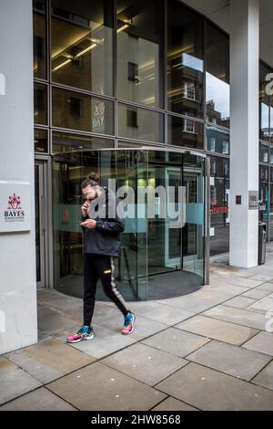 Bayes Business School London, ehemals Cass Business School, wurde 2021 umbenannt. Die Bayes Business School ist Teil der City University of London Stockfoto