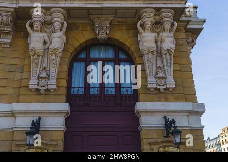 Bilbao, Spanien, 15. Februar 2022. Blick auf das Arriaga-Theater in der Stadt Bilbao in Spanien. Stockfoto