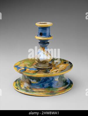 Kunst inspiriert von Candlestick (Candeliere), 1535, Italienisch, Urbino, Maiolica (verzinntes Steingut), Höhe: 8 1/16 Zoll (20,5cm), Keramik-Keramik, Werkstatt von Guido Durantino (italienisch, Urbino, aktiv 1516–ca. 1576, Classic Works modernisiert von Artotop mit einem Schuss Moderne. Formen, Farbe und Wert, auffällige visuelle Wirkung auf Kunst. Emotionen durch Freiheit von Kunstwerken auf zeitgemäße Weise. Eine zeitlose Botschaft, die eine wild kreative neue Richtung verfolgt. Künstler, die sich dem digitalen Medium zuwenden und die Artotop NFT erschaffen Stockfoto