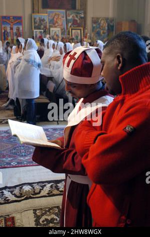 Rom, Italien 09/03/2022: Christlich-orthodoxe Verehrung der äthiopischen Gemeinde. ©Andrea Sabbadini Stockfoto