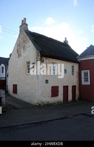 The Bachelors' Club, Sandgate Street, Tarbolton, KA5 5RB.Ayrshire, Schottland, UK .A National Trust for Scotland Museum der Raum im Obergeschoss war der größte in Tarbolton und wurde für eine Reihe von gesellschaftlichen Veranstaltungen genutzt. Es war wahrscheinlich die erste ländliche Debattiergesellschaft in Schottland und der Prototyp für viele Burns Clubs auf der ganzen Welt. Stockfoto