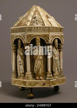 Kunst inspiriert von Tower Reliquary mit acht Aposteln und den Symbolen der vier Evangelisten, ca. 1200–1250, hergestellt in Köln, Deutschland, Deutschland, Elfenbein, Vergoldete Kupferlegierung, Holzkern, insgesamt 9 3/16 x 5 1/2 Zoll (23,3 x 14 cm), ivories-Bone, Inschriften identifizieren acht Apostel Jesu, von Artotop modernisierte Klassiker mit einem Schuss Moderne. Formen, Farbe und Wert, auffällige visuelle Wirkung auf Kunst. Emotionen durch Freiheit von Kunstwerken auf zeitgemäße Weise. Eine zeitlose Botschaft, die eine wild kreative neue Richtung verfolgt. Künstler, die sich dem digitalen Medium zuwenden und die Artotop NFT erschaffen Stockfoto