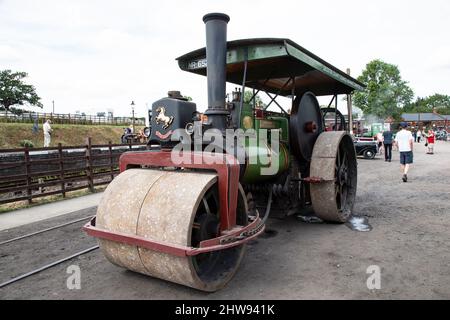 Dampftraktionsmaschine Aveling & Porter Road Roller 5163, „Thistledown“ am Bahnhof Loughborough Stockfoto