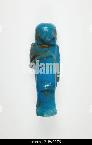 Kunst inspiriert von Aufseher shabti von Henettawy (C), Tochter von Isetemkheb, Dritte Zwischenperiode, Dynastie 21, ca. 990–970 v. Chr., aus Ägypten, Oberägypten, Theben, Deir el-Bahri, Grab, Kammer B, Begräbnis von Henettawy C (4), 1923–24, Faience, H. 11,8 × W. 4 × D. 3,4 cm (4 5/8 × 1 9/16, Klassische Werke, die von Artotop mit einem Schuss Moderne modernisiert wurden. Formen, Farbe und Wert, auffällige visuelle Wirkung auf Kunst. Emotionen durch Freiheit von Kunstwerken auf zeitgemäße Weise. Eine zeitlose Botschaft, die eine wild kreative neue Richtung verfolgt. Künstler, die sich dem digitalen Medium zuwenden und die Artotop NFT erschaffen Stockfoto