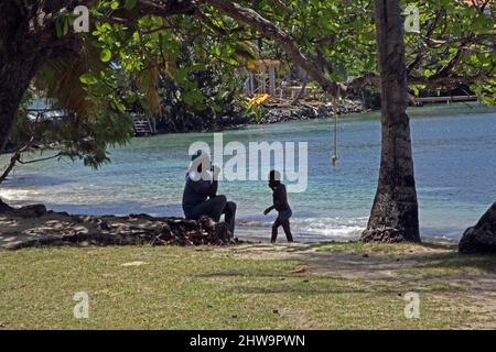 Prickly Bay Grenada L'anse Aux Epines Beach Vater und Sohn Stockfoto