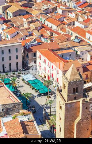 Cefalu historisches Viertel, erhöhte Aussicht, Cefalu, Sizilien, Italien Stockfoto