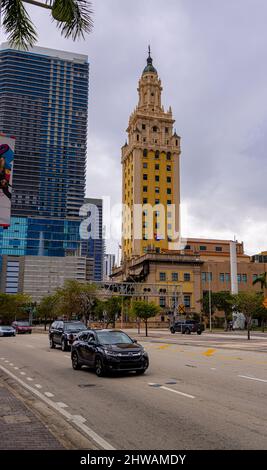 Freedom Tower in Downtown Miami - MIAMI, FLORIDA - 14. FEBRUAR 2022 Stockfoto