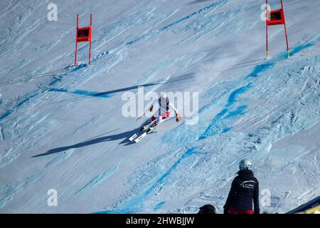 Lenzerheide, Italien. 05. März 2022. Wendy Holdener (SUI) während 2022 FIS Ski World Cup - Women Super G, alpines Skirennen in Lenzerheide, Italien, März 05 2022 Quelle: Independent Photo Agency/Alamy Live News Stockfoto