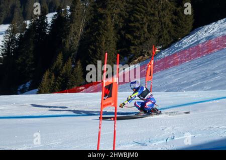 Lenzerheide, Italien. 05. März 2022. Tessa Worley (FRA) im Jahr 2022 FIS Ski World Cup - Women Super G, alpines Skirennen in Lenzerheide, Italien, März 05 2022 Quelle: Independent Photo Agency/Alamy Live News Stockfoto