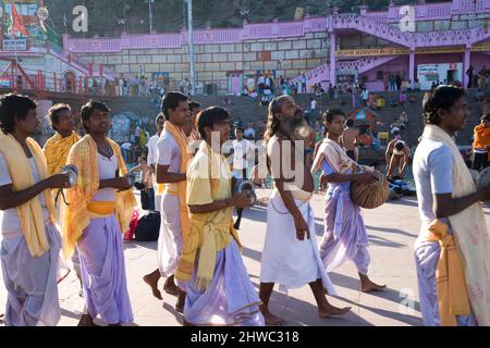 Indien, Hindu, Festival, Ganges, Ikone, Kumbh Mela, Wallfahrt, Ganges River, Travel India,Holy River, Religion. Hinduismus, Naga, Sadhu, Diwali, Festival Stockfoto