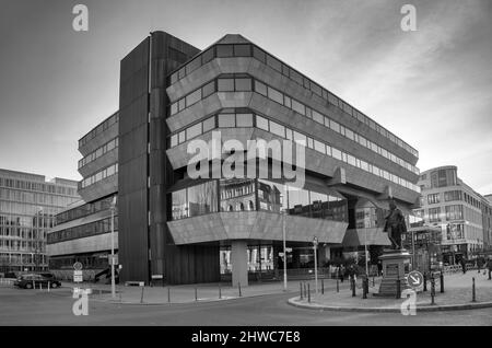 Berlin Mitte Wilhelmstr. Tschechische Botschaft Brutalismus Illustr. Stockfoto