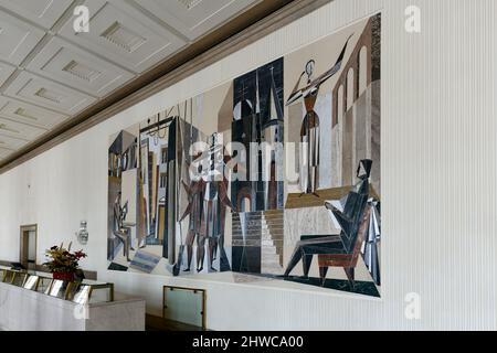 13. Juli 2021 - Wien, Österreich: Interieur der Wiener Staatsoper. Die Wiener Staatsoper produziert 50-70 Opern und Ballette in rund 300 Vorstellungen pe Stockfoto