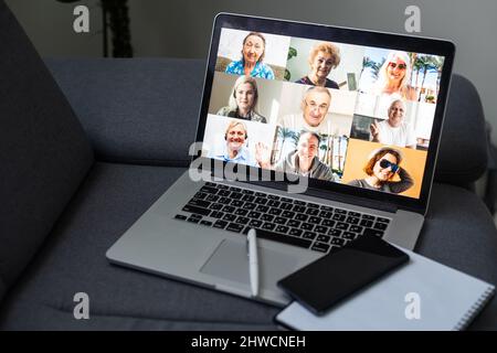 Videokonferenzkonzept. Telemeeting. Videotelefon. Telekonferenz. Remote-Arbeit Stockfoto