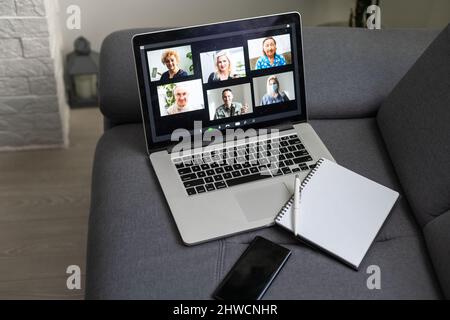 Videokonferenzkonzept. Telemeeting. Videotelefon. Telekonferenz. Remote-Arbeit Stockfoto