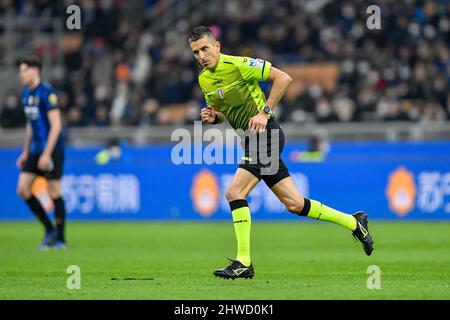 Mailand, Italien. 04. März 2022. Schiedsrichter Livio Marinelli sah in der Serie Ein Spiel zwischen Inter und Salernitana bei Giuseppe Meazza in Mailand. (Foto: Gonzales Photo/Alamy Live News Stockfoto