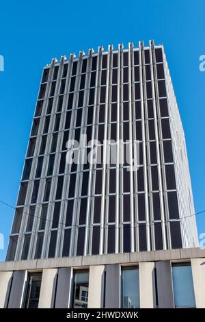 Lille, Frankreich, 28. Februar 2022. Das Gerichtsgebäude von Lille befindet sich in der Avenue du Peuple Belge im Viertel Old Lille. Stockfoto