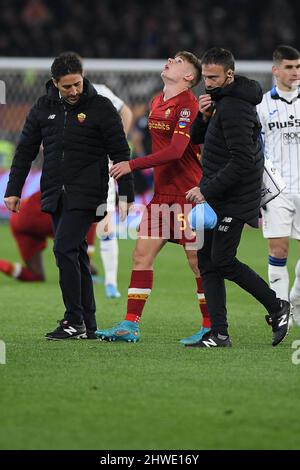 Rom, Italien. 5.. März 2022 ; Stadio Olimpico, Rom, Italien; Serie A Fußball, AS Roma versus Atalanta; Nicola Zalewski von AS Roma Credit: Action Plus Sports Images/Alamy Live News Stockfoto