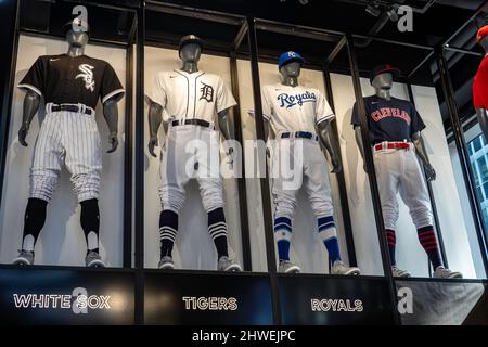 Major League Baseballflagship Store im Rockefeller Center, New York City, USA Stockfoto