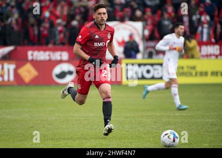 Toronto, Ontario, Kanada. 5. März 2022. Shane O'Neill (27) in Aktion während des MLS-Spiels zwischen dem FC Toronto und den New York Red Bulls. Das Spiel endete 1-4 für die New Yorker Red Bulls (Bildquelle: © Angel Marchini/ZUMA Press Wire) Bildquelle: ZUMA Press, Inc./Alamy Live News Stockfoto