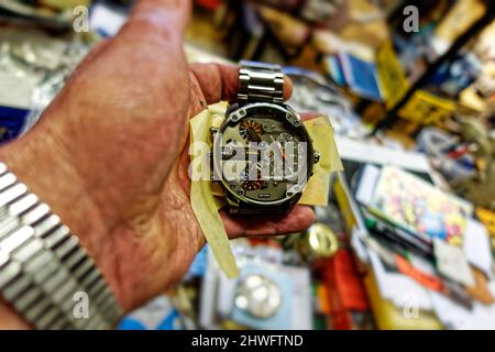 Breitling Super Chronomat 44 vier-Jahres-Kalender. .Baterie Wechsel Stockfoto