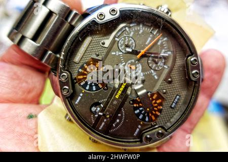 Breitling Super Chronomat 44 vier-Jahres-Kalender. .Baterie Wechsel Stockfoto