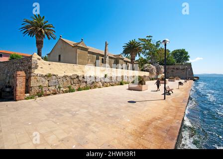 Das ehemalige Pulvermagazin Guzman (1692) beherbergt heute das städtische Archäologische Museum, Orbetello, Toskana, Italien Stockfoto