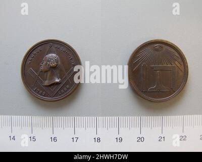 Die Freimaurermedaille von George Washington zum Gedenken an seine hundertjährige Amtseinführung. Honorand: George Washington, Amerikaner, 1732–1799, LL.D. 1781Engraver (Rückseite): George Hampden Lovett, Amerikaner, 1824–1894After: Jean-Antoine Houdon, Französisch, 1741–1828 Stockfoto