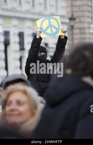 5.. März 2022 Anti-Kriegs-Protest - Menschen in Rom Italien demonstrieren gegen den Krieg in der Ukraine. Stockfoto