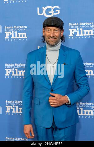 Santa Barbara, USA. 05. März 2022. Ankunft mit rotem Teppich, Troy Kotsur (CODA). Das Santa Barbara International Film Festival 37. ehrt Caitriona Balfe (Belfast), Ariana DeBose (West Side Story), Alana Haim (Licorice Pizza), Ciarán Hinds (Belfast), Emilia Jones (CODA), Troy Kotsur (CODA), Simon Rex (Red Rocket), Und Saniyya Sidney (King Richard) mit dem Virtuosos Award im Arlington Theater in Santa Barbara, Kalifornien, 5. März 2022. (Foto: Rod Rolle/Sipa USA) Quelle: SIPA USA/Alamy Live News Stockfoto