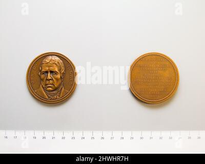 Medaille von Jean Auguste Dominique Ingres. Künstler: Paul Adrian Brodeur Thema: Jean Auguste Dominique Ingres, Französisch, 1780–1867 Künstler: Jean-Baptiste Eugene Farochon Stockfoto